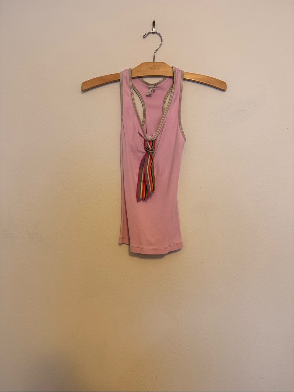 Petro Zillia light purple Pink Tank Top with Multicolor Striped Neck Tie
